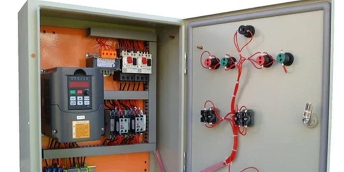 Exporter of APFC Panel